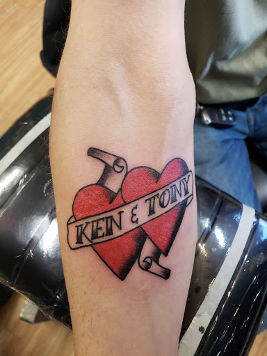 Tattoo Shop «Front Street Tattoo», reviews and photos, 502 E Front St, Traverse City, MI 49686, USA