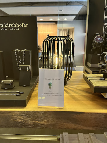 Helen Kirchhofer - Waisenhausplatz Bern - Uhren & Schmuck - Juweliergeschäft