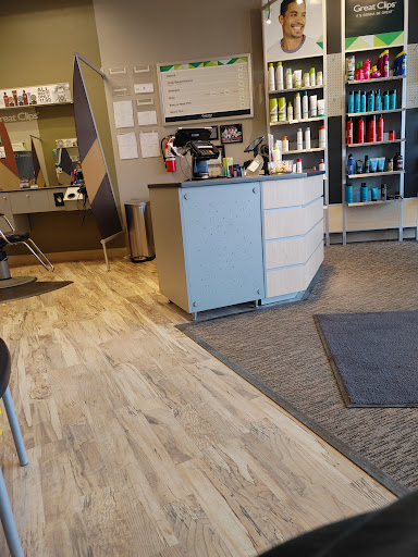 Hair Salon «Great Clips», reviews and photos, 18040 Silver Pkwy, Fenton, MI 48430, USA