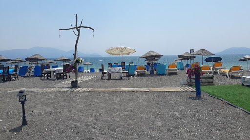 Lotus Kamping Restaurant & Cafe Beach