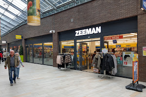 Zeeman Amsterdam Bezaanjachtplein