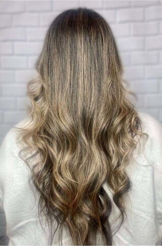 Beauty Salon «Divas Salon & Spa», reviews and photos, 707 W Jefferson St, Shorewood, IL 60404, USA