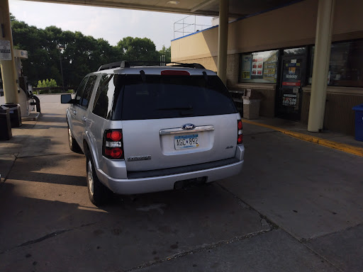 Used Car Dealer «Jackson Auto East», reviews and photos, 135 Century Ave N, Maplewood, MN 55119, USA