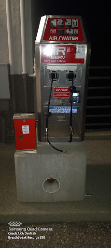 Convenience Store «Quik Stop», reviews and photos, 148 Hughes Rd, Grass Valley, CA 95945, USA