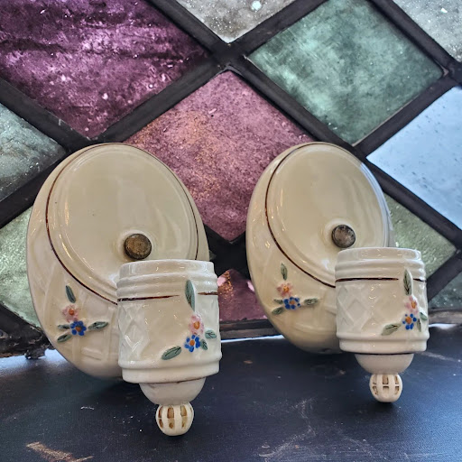 Building Materials Store «ReHouse Architectural Salvage», reviews and photos, 469 W Ridge Rd, Rochester, NY 14615, USA