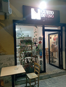Gusto Divino Food & Drinks Via Giacomo Matteotti, 58, 81047 Macerata Campania CE, Italia