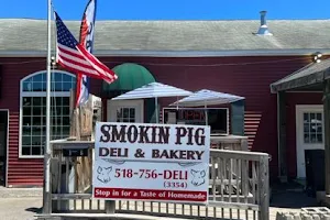 Smokin' Pig Deli & Bakery image