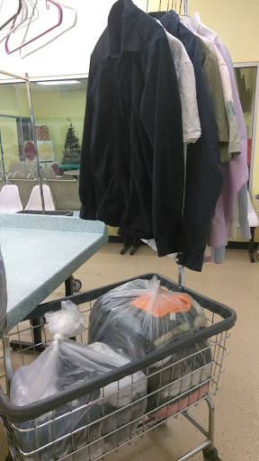 Laundromat «Laundromart North Fort Myers», reviews and photos, 216 Pondella Rd, North Fort Myers, FL 33903, USA