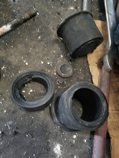 Tire Shop «Beasley Tire Service Inc.», reviews and photos, 1015 S East Loop 410, San Antonio, TX 78220, USA