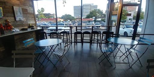 Bakery «Oui Desserts», reviews and photos, 3411 Kirby Dr, Houston, TX 77098, USA