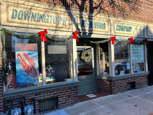 Downingtown Running Co, 135 E Lancaster Ave, Downingtown, PA 19335, USA, 