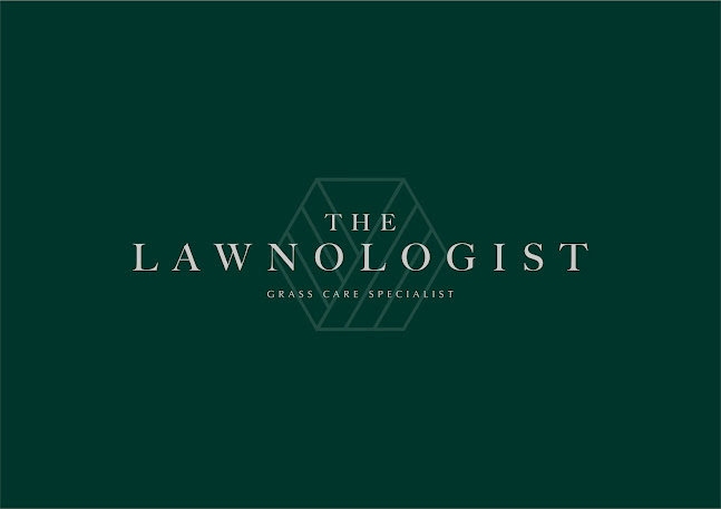 The Lawnologist - Landscaper