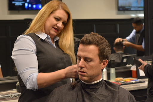 Barber Shop «Modern Gents Premier Barbershop & Bar», reviews and photos, 8233 Cooper Creek Blvd, Bradenton, FL 34201, USA