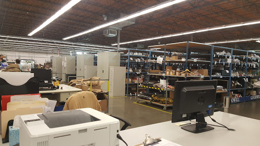 Outlet Store «Goodwill Outlet», reviews and photos