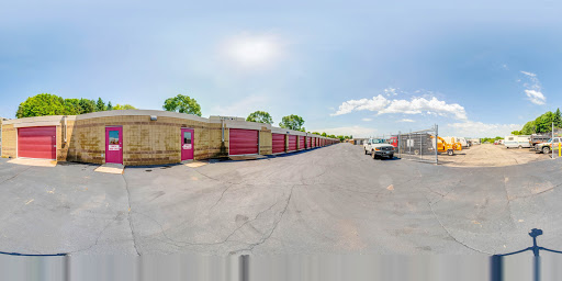 Self-Storage Facility «Metro Self Storage», reviews and photos, 6200 W Old Shakopee Rd, Bloomington, MN 55438, USA