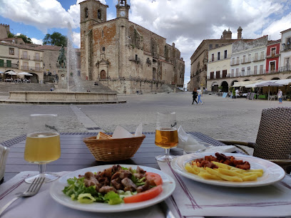 Restaurante Nuria - Pl. Mayor, 27, 10200 Trujillo, Cáceres, Spain