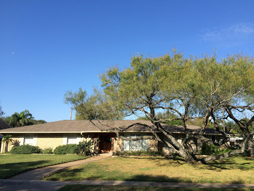 Roofing Contractor «Texas State Roofing Company», reviews and photos, 1005 Santa Fe St, Corpus Christi, TX 78404, USA