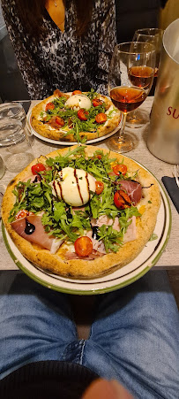 Burrata du Pizzeria La Chandelle Restaurant à Grenoble - n°9