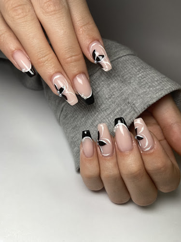 Niki’s Nail Studio - Amriswil - Schönheitssalon