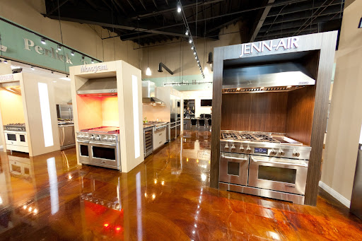 Universal Appliance and Kitchen Center image