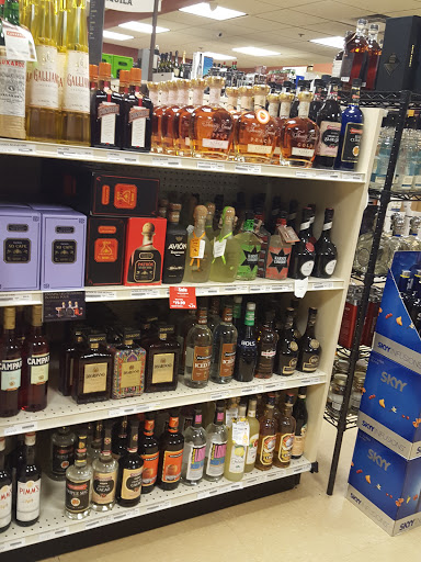 State Liquor Store «State Liquor Agency», reviews and photos, 777 Neil Ave, Columbus, OH 43215, USA