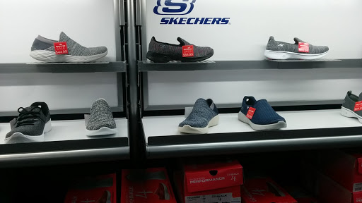 Shoe Store «SKECHERS Factory Outlet», reviews and photos, 333 5 Cities Dr #141, Pismo Beach, CA 93449, USA