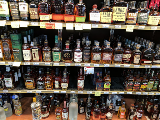 Liquor Store «Liquor Locker», reviews and photos, 1665 Oak Tree Road #360, Edison, NJ 08820, USA