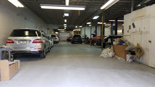 Auto Body Shop «First Choice Body Shop», reviews and photos, 525 31st St S, Arlington, VA 22202, USA