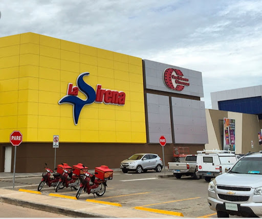 Stores to buy carolina herrera handbags Punta Cana
