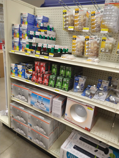 Animal Feed Store «Shoppers Supply», reviews and photos, 2880 S Alma School Rd, Chandler, AZ 85286, USA