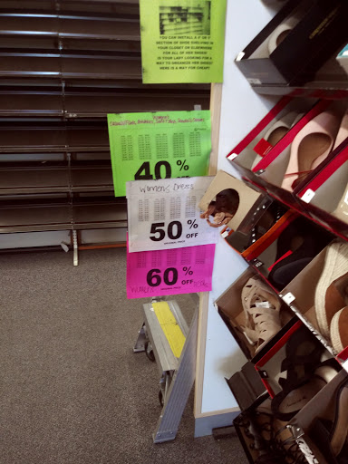 Shoe Store «Payless ShoeSource», reviews and photos, 29821 Ford Rd, Garden City, MI 48135, USA