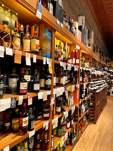 Liquor Store «Warehouse Liquors», reviews and photos, 634 S Wabash Ave, Chicago, IL 60605, USA