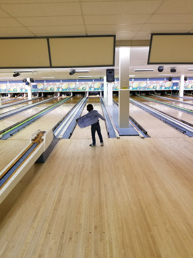 Shopping Mall «White Oak Shopping Center», reviews and photos, 11200 New Hampshire Ave, Silver Spring, MD 20904, USA