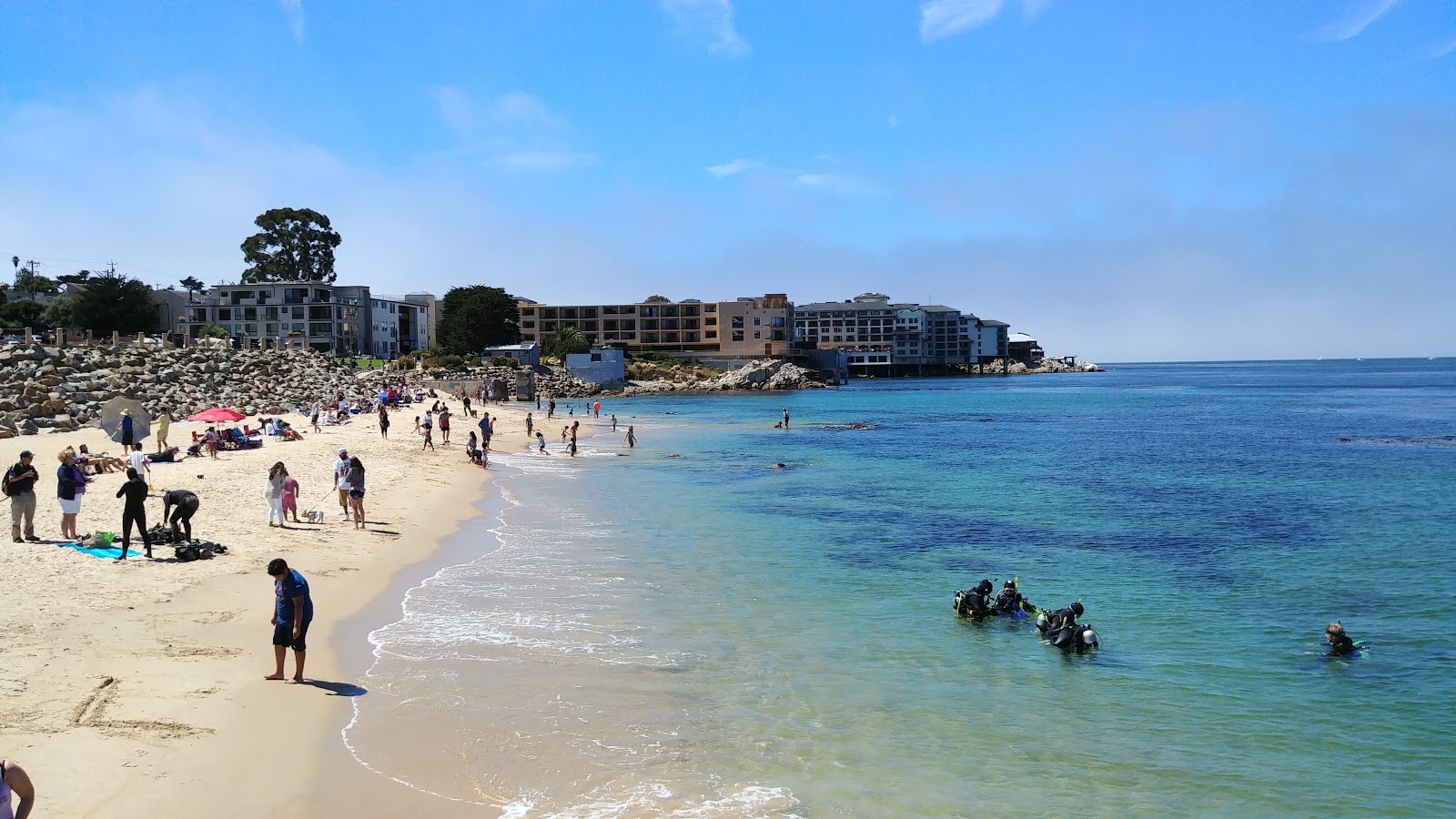 Φωτογραφία του San Carlos Beach με φωτεινή λεπτή άμμο επιφάνεια