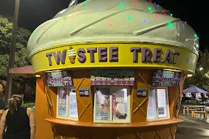 Twistee Treat Valrico image