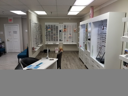 Optometrist «Dr. Howard Budner & Associates Optometrists», reviews and photos, 4084 University Dr #204, Fairfax, VA 22030, USA