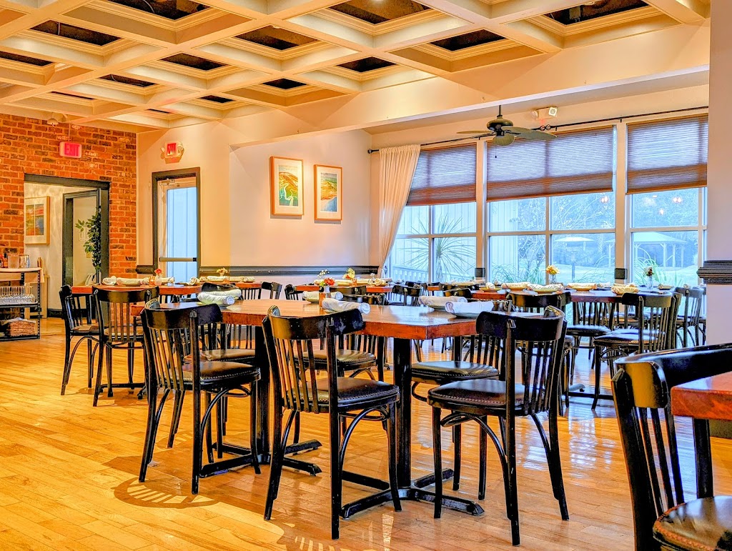 Ella & Ollie's 29438