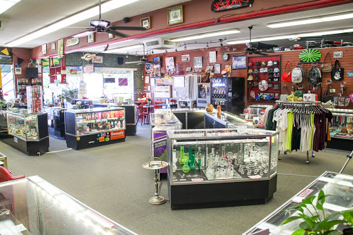 Tobacco Shop «Paraphernalia Boutique - Smoke Shop / Head Shop», reviews and photos, 4234 W Dunlap Ave, Phoenix, AZ 85051, USA