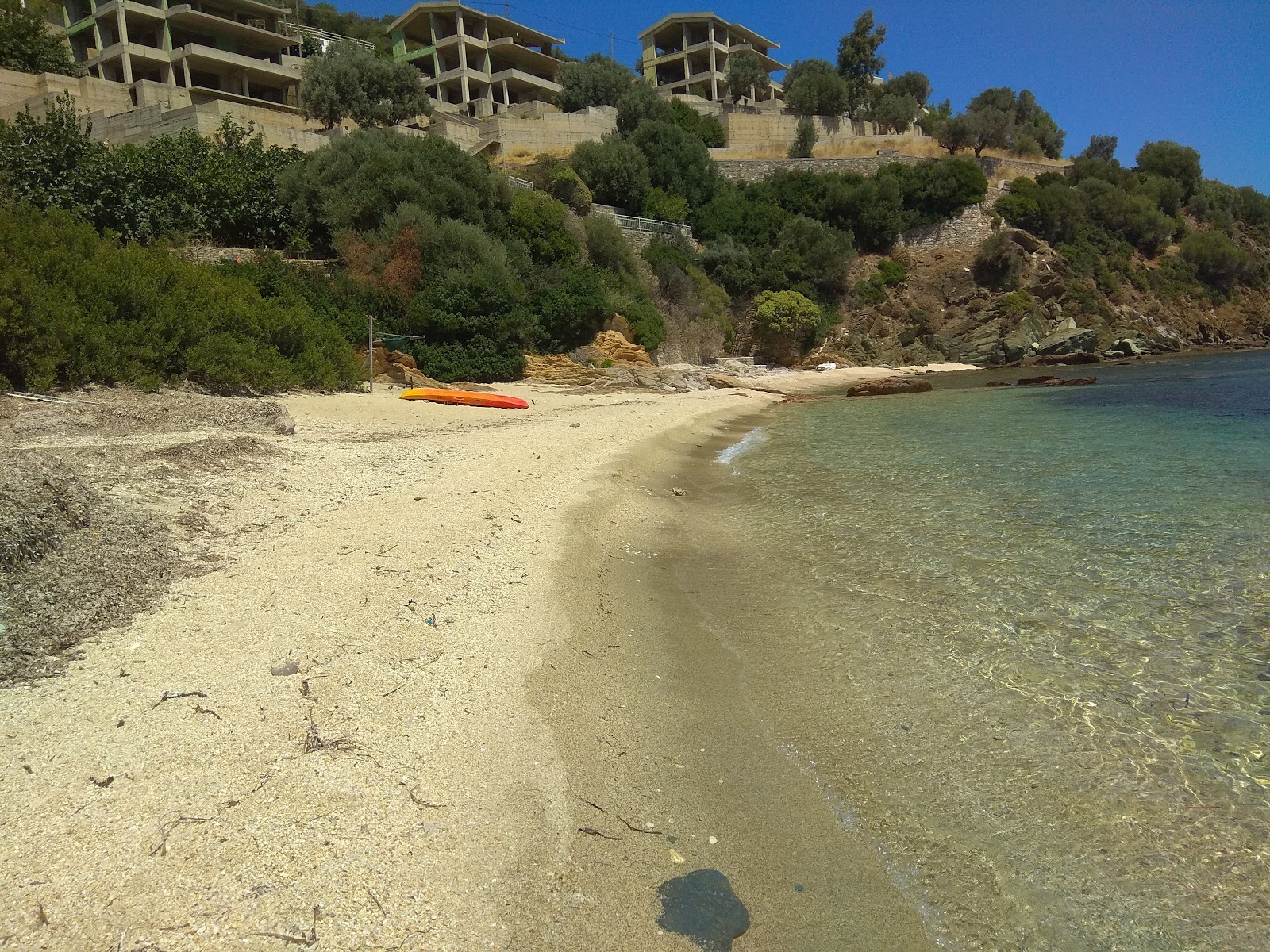 Foto av Gardo beach med medium nivå av renlighet