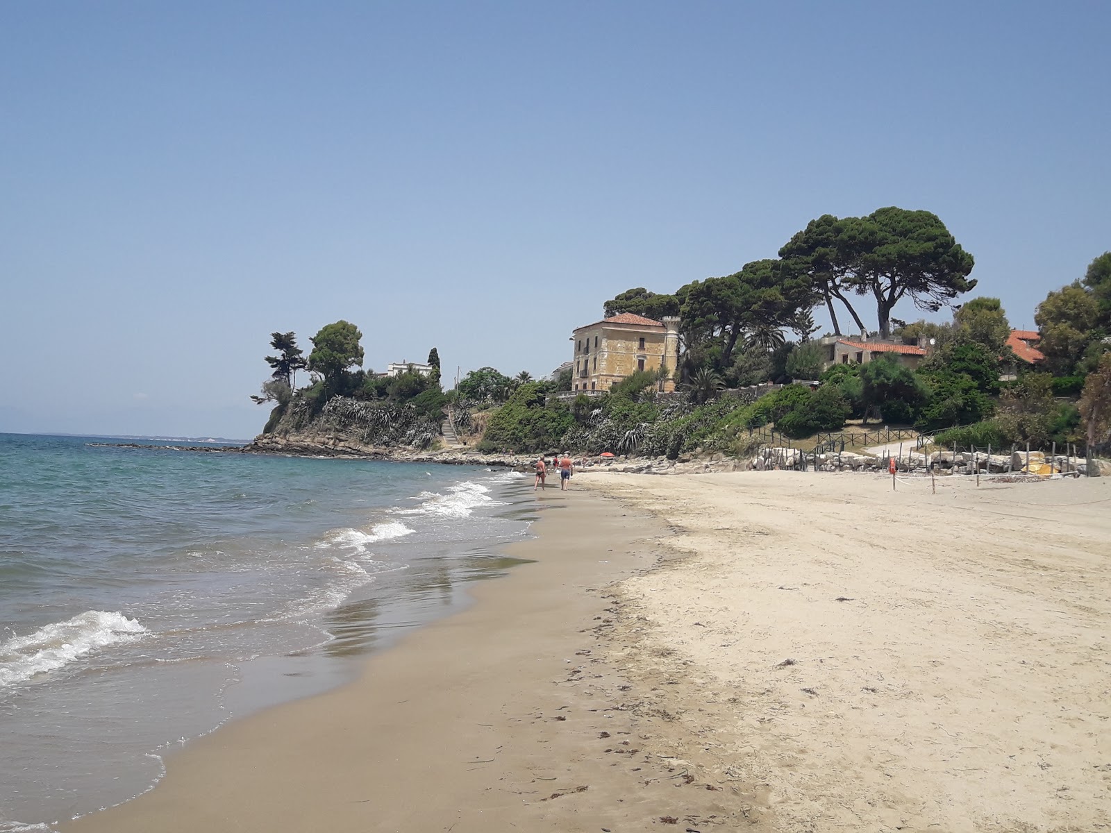 Foto van Agropoli Stranden met bruin zand oppervlakte