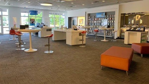 Cell Phone Store «AT&T», reviews and photos, 2460 FL-580, Clearwater, FL 33761, USA