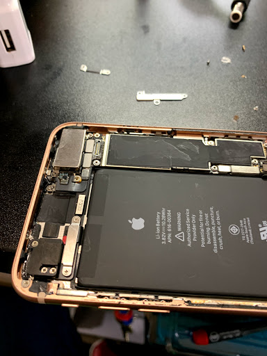 Cell Phone Store «Phone Geek Cellular Repair», reviews and photos, 6125 S Sheridan Rd, Tulsa, OK 74133, USA