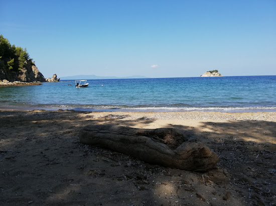 Cirmococcal beach