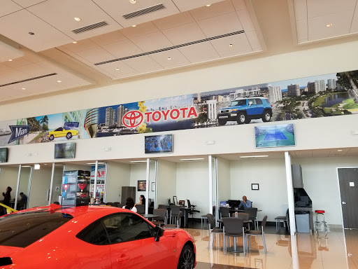 Toyota Dealer «Toyota of North Miami», reviews and photos, 16600 NW 2nd Ave, Miami, FL 33169, USA