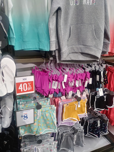 Clothing Store «Old Navy», reviews and photos, 3581 N Freeway Blvd, Sacramento, CA 95834, USA