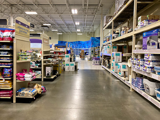 Pet Supply Store «PetSmart», reviews and photos, 13000 Aurora Ave N, Seattle, WA 98133, USA