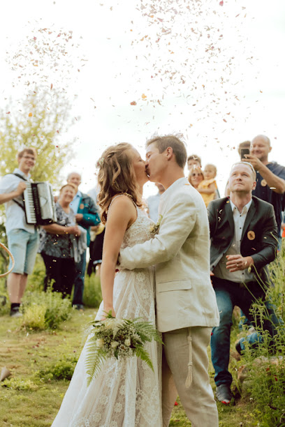 Anja & Blaz Photography - Wedding and elopement photographers