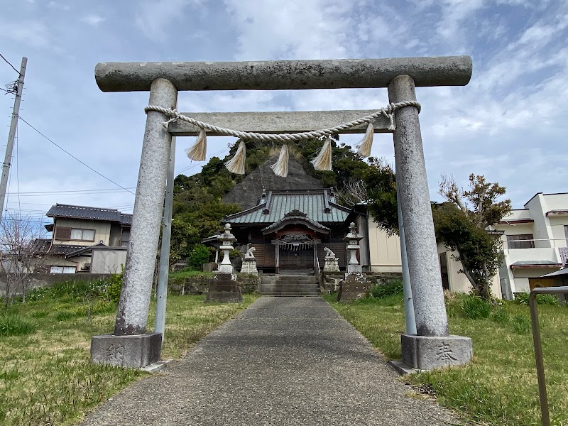 春日神社