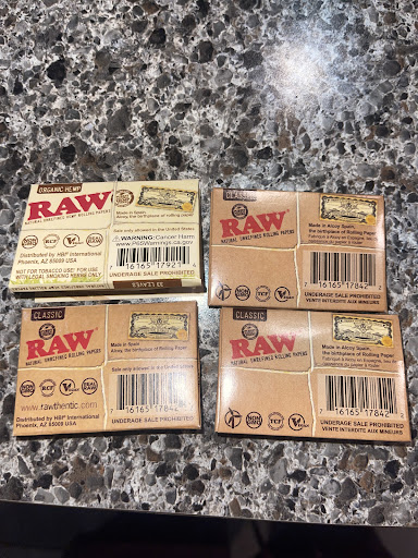 Vaporizer Store «Vapor & Pipes Smoke Shop», reviews and photos, 1416 W Kennedy Blvd, Tampa, FL 33606, USA