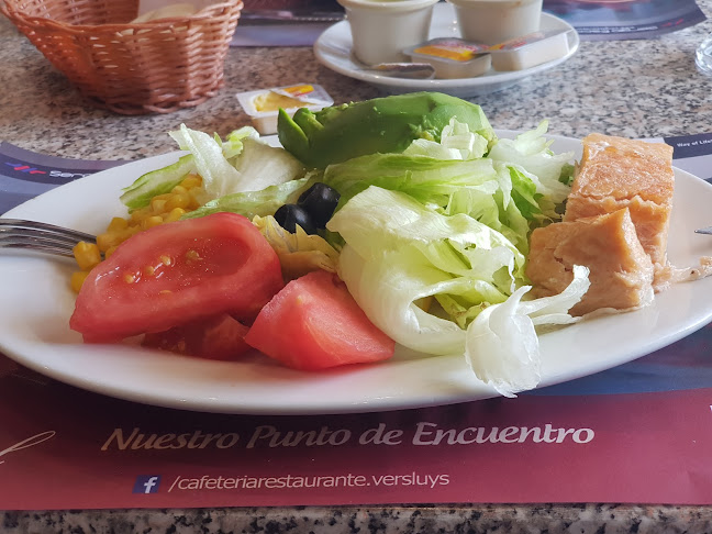 Opiniones de Cafetería Versluys y Pizzeria Dinano - San Pedro de la Paz en San Pedro de La Paz - Restaurante